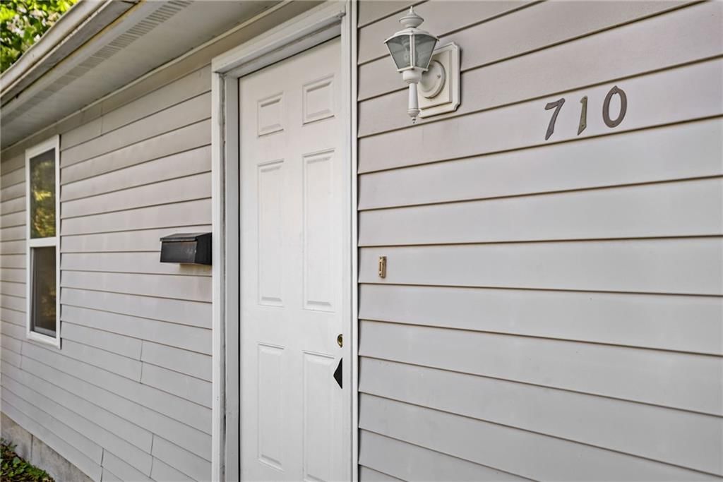 710 N Brown Street — photo 30