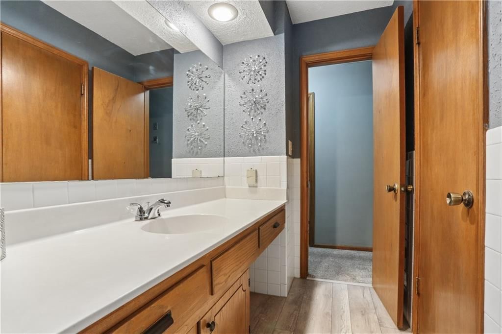 6107 Harvard Avenue — photo 16
