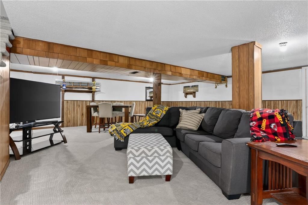 6107 Harvard Avenue — photo 17