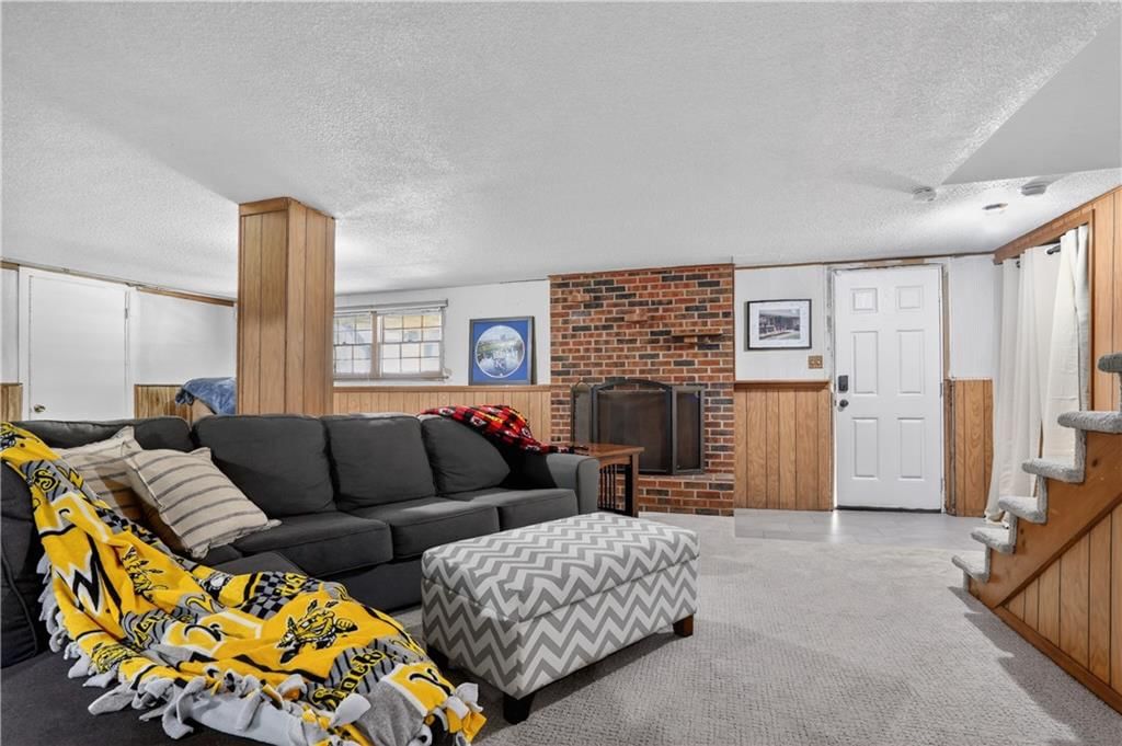 6107 Harvard Avenue — photo 18