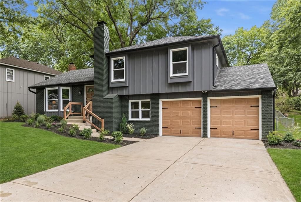9724 Slater Lane — photo 3