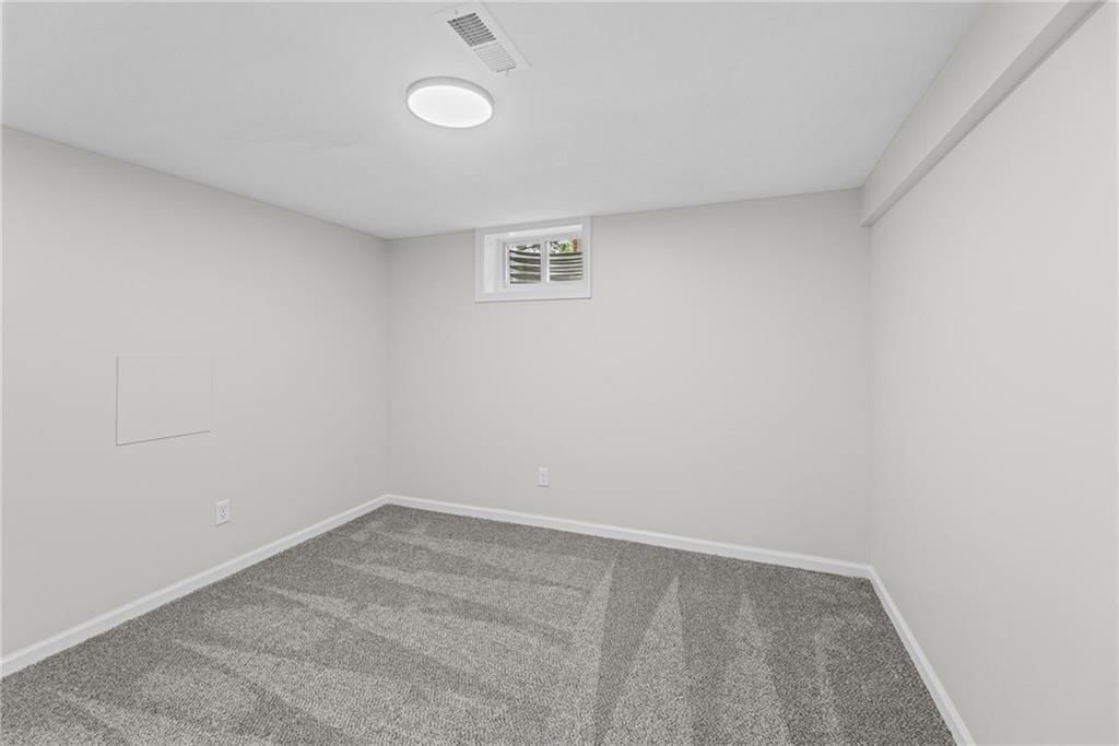 9724 Slater Lane — photo 31