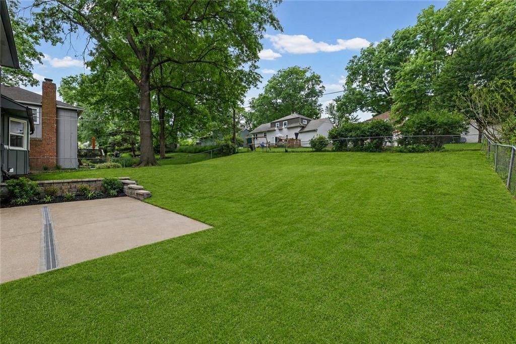 9724 Slater Lane — photo 38