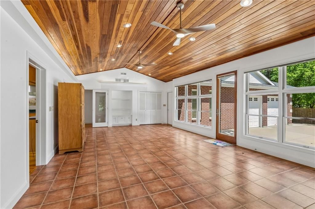 1601 Lynn Road — photo 11