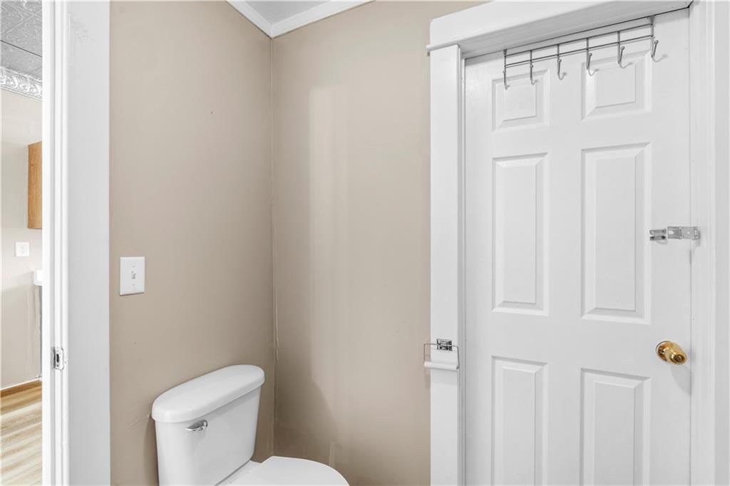 506 W Walnut Street — photo 23