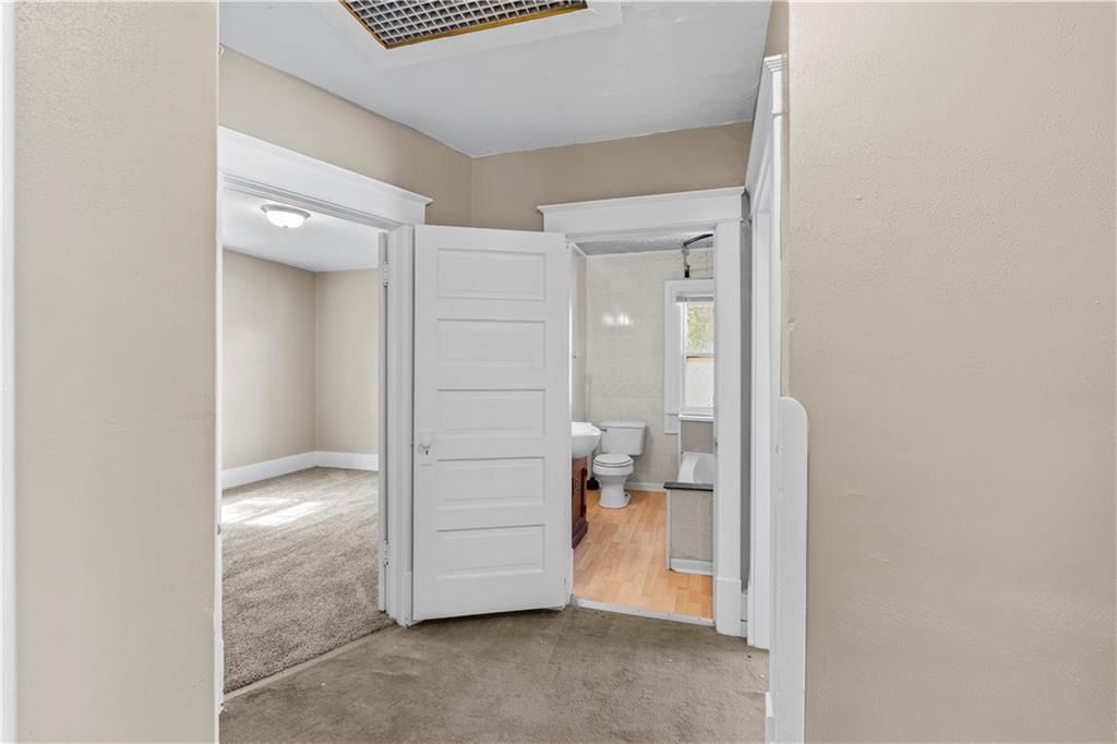 506 W Walnut Street — photo 25