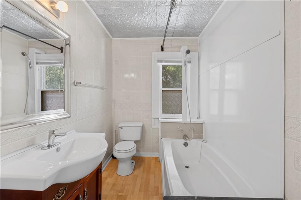 506 W Walnut Street — photo 35