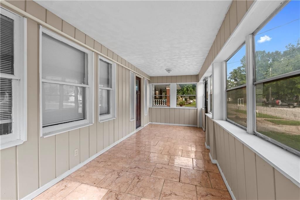 506 W Walnut Street — photo 38