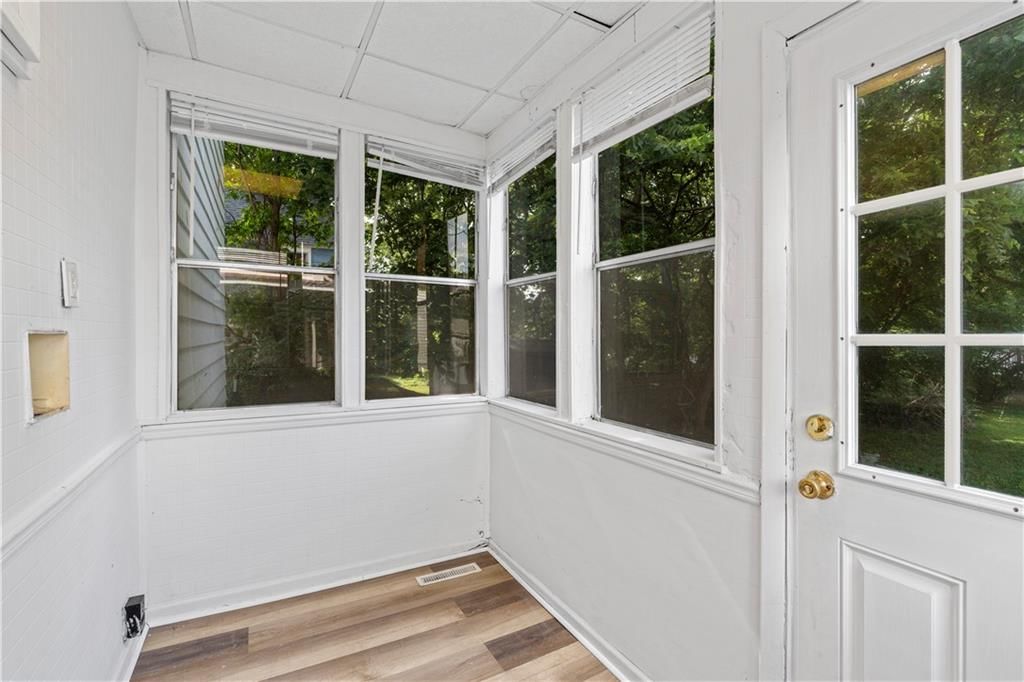 506 W Walnut Street — photo 41
