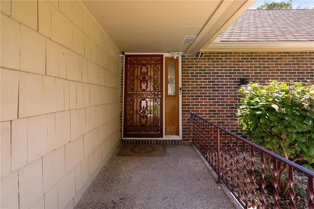 10719 Cypress Avenue — photo 8