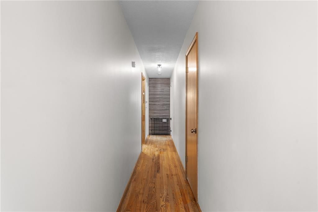 10719 Cypress Avenue — photo 18
