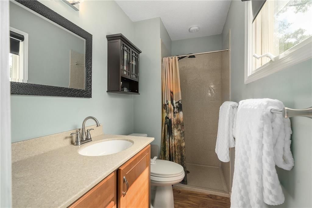10719 Cypress Avenue — photo 24