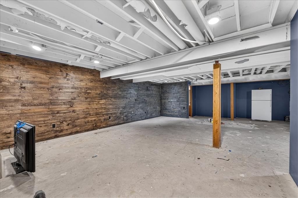 904 SW 44TH Street — photo 37
