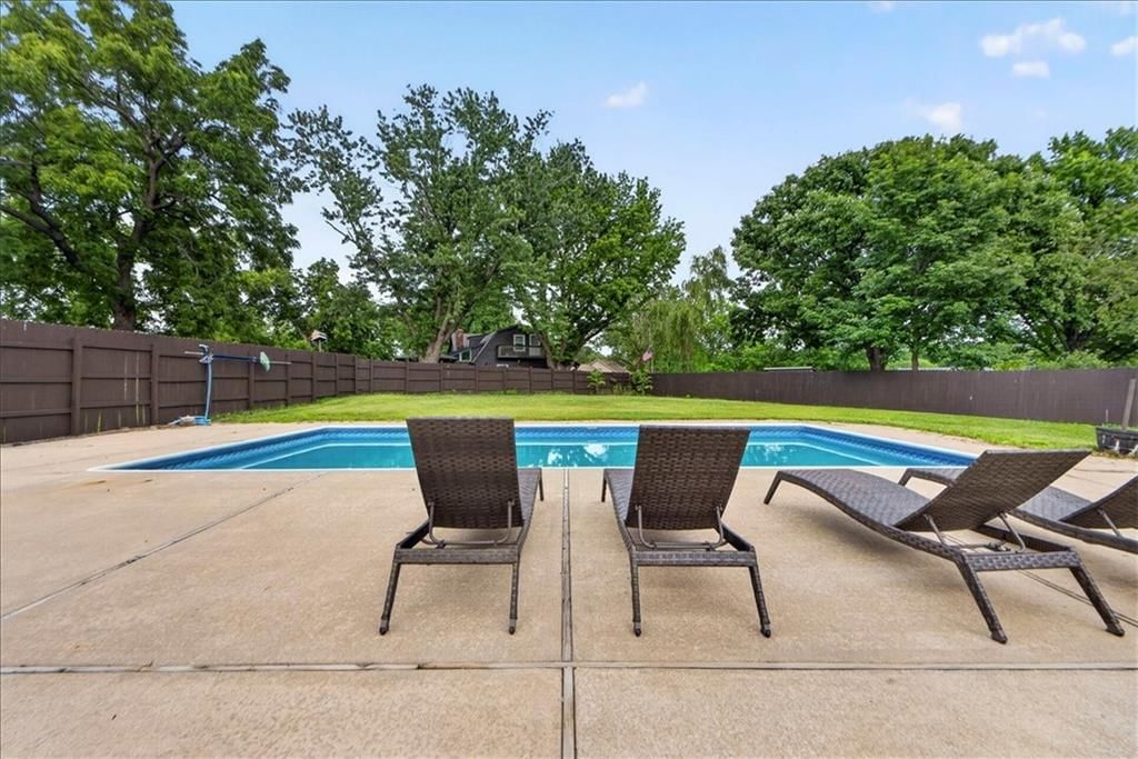 904 SW 44TH Street — photo 38