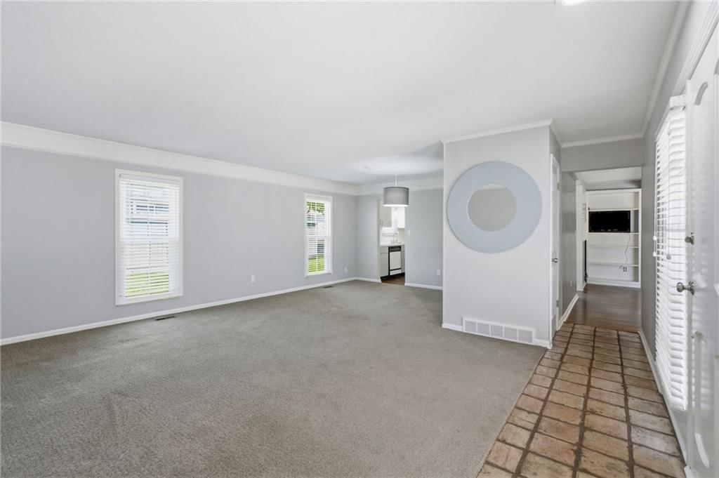 10240 Conser Street — photo 7