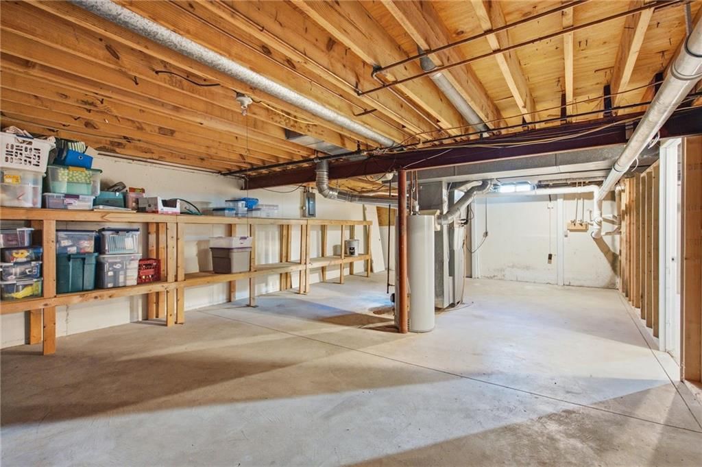 10240 Conser Street — photo 28