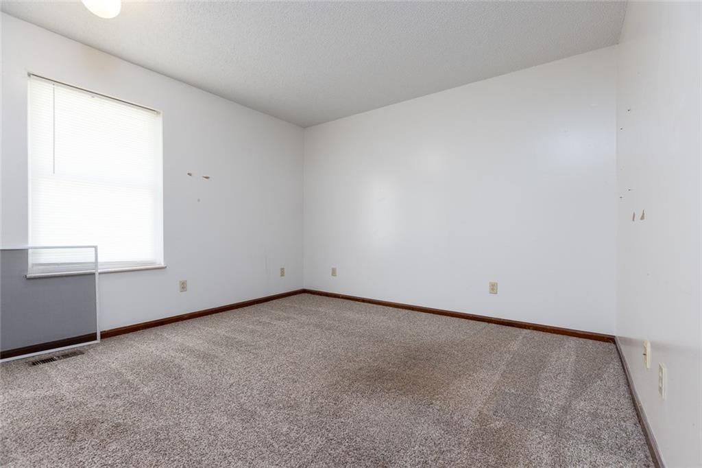 7505-7507 NW 82nd Street — photo 34