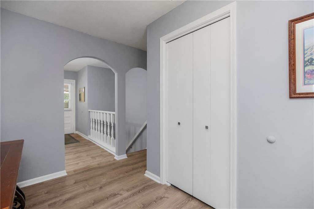 105 Continental Drive — photo 5