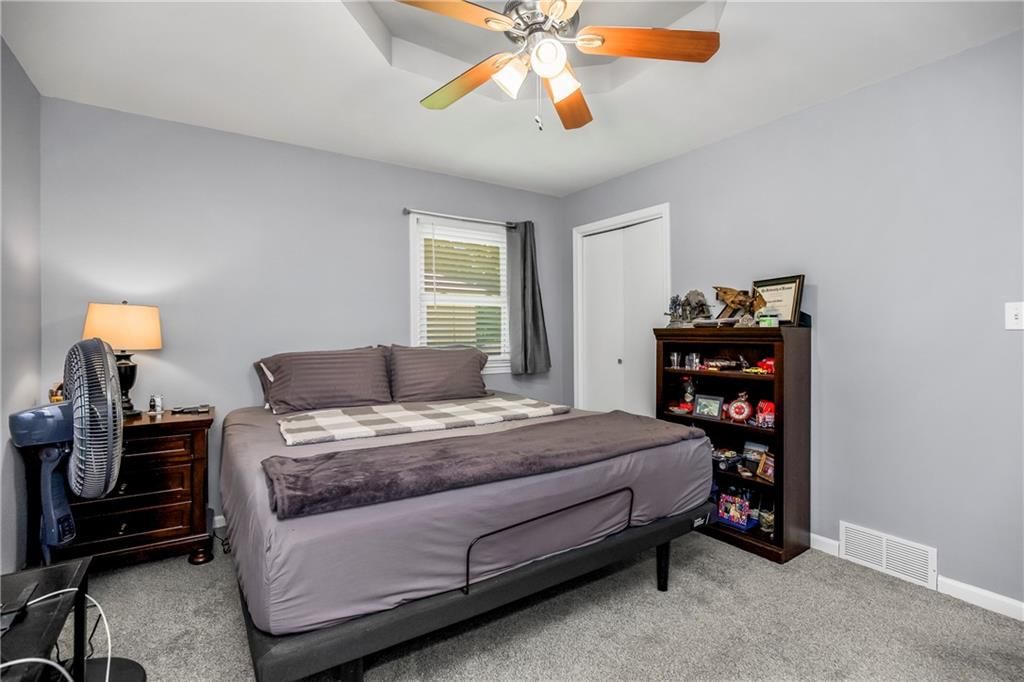 105 Continental Drive — photo 16