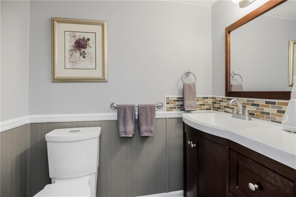 105 Continental Drive — photo 18