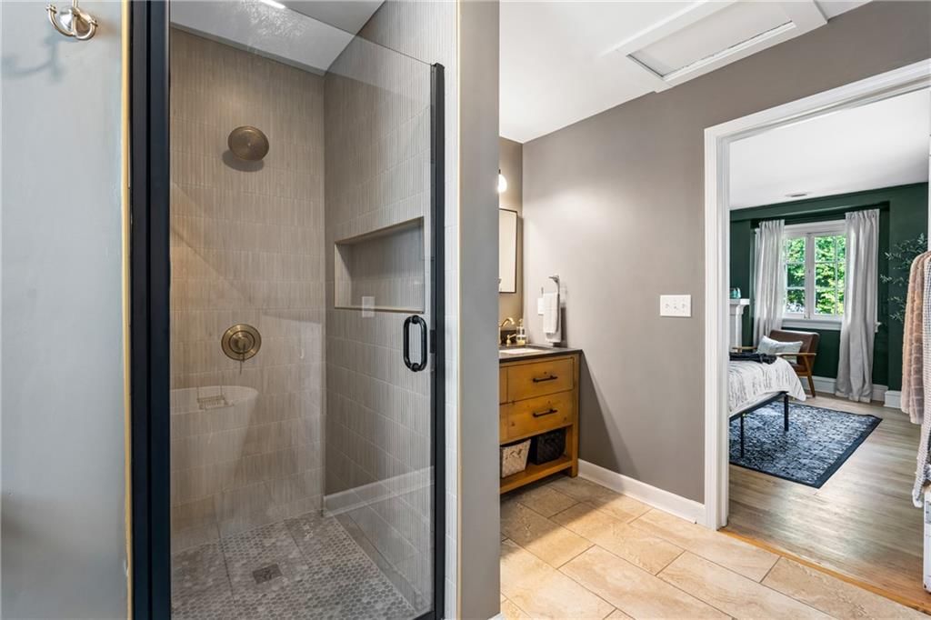 16 E 63rd Street — photo 31