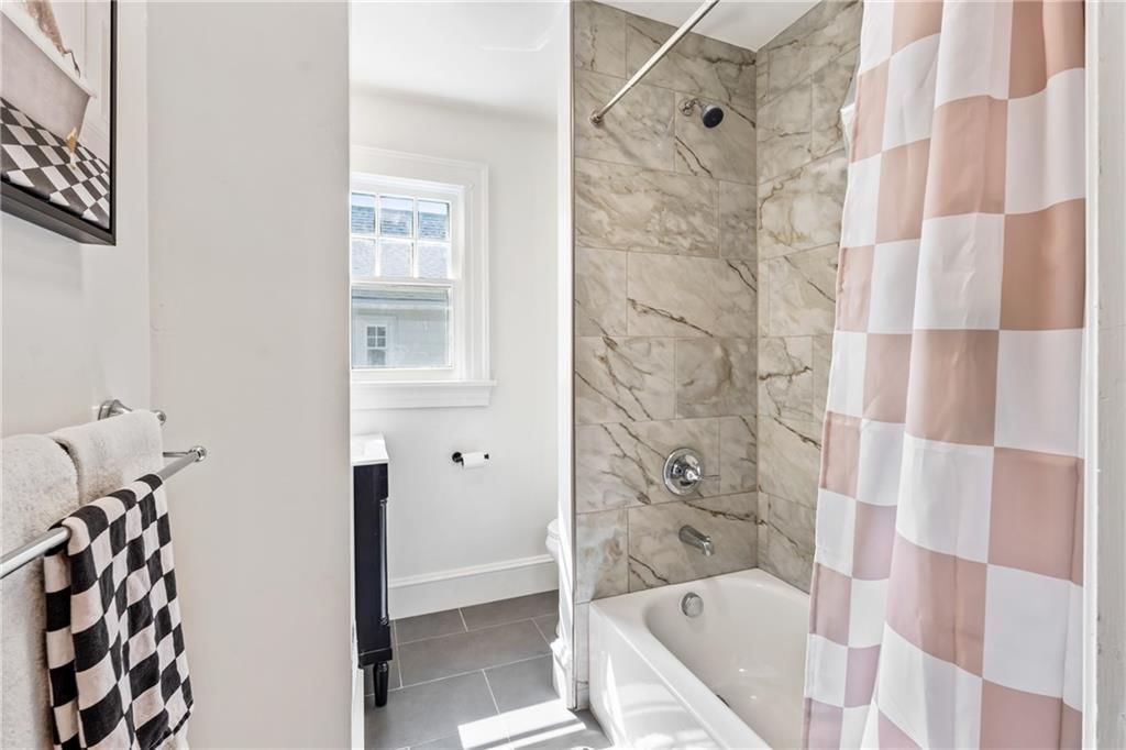 16 E 63rd Street — photo 37