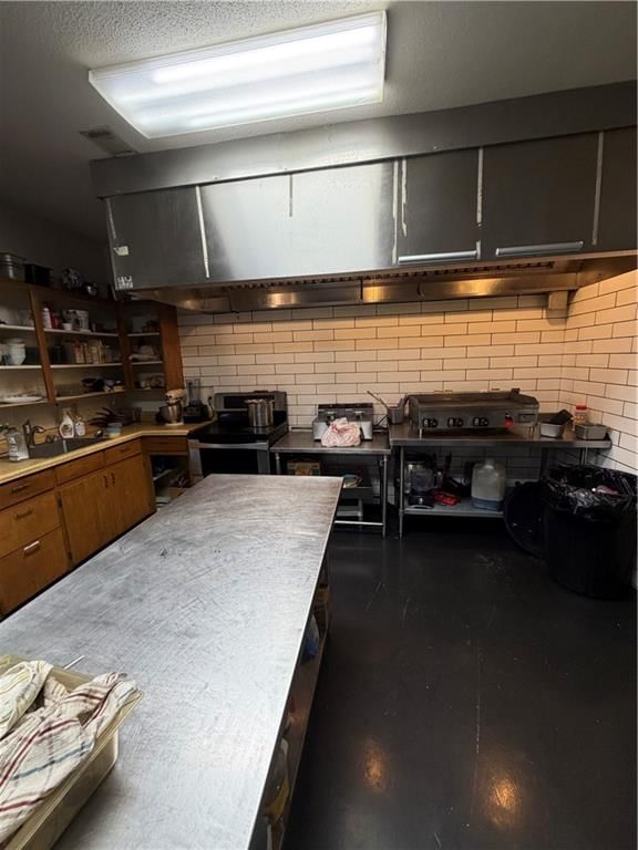220 N MAIN Street — photo 10