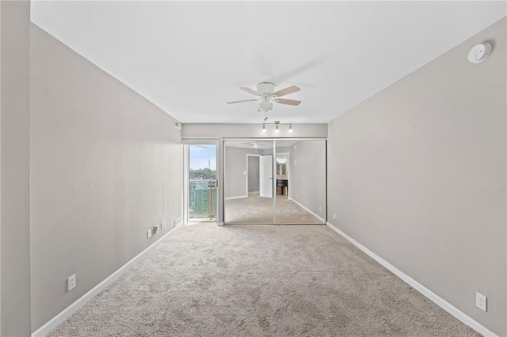 3838 Rainbow Boulevard — photo 39