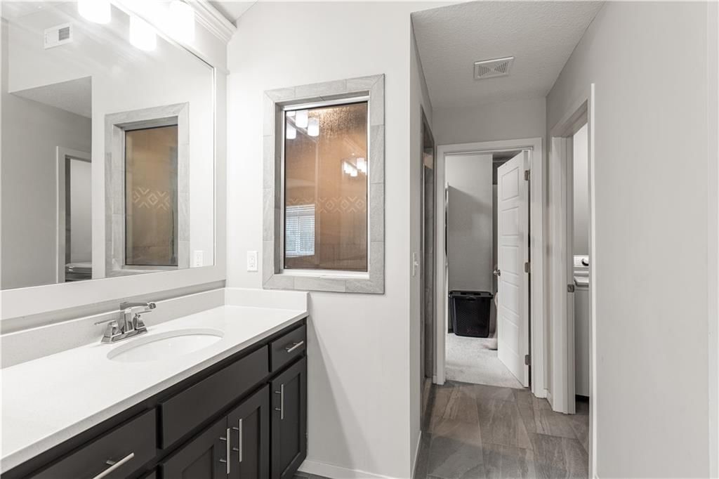 9196 Green Road — photo 30