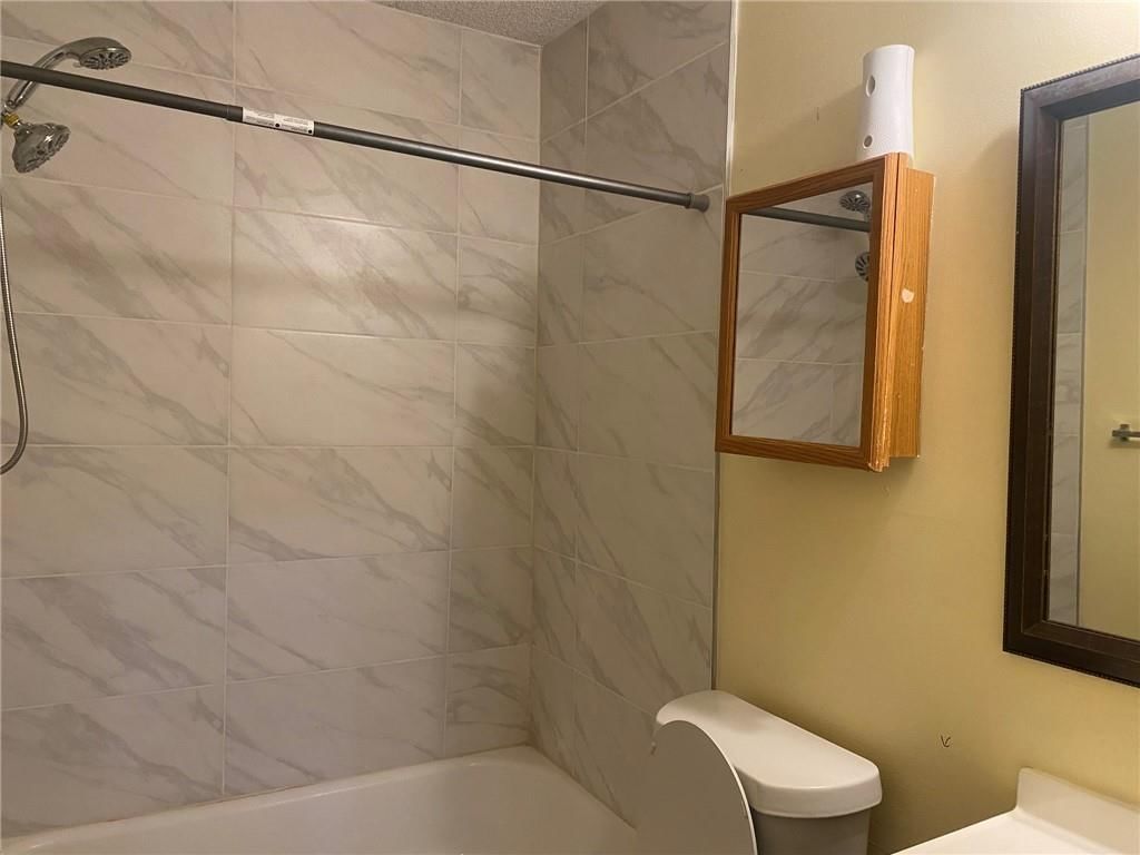 8215 NW Mace Road — photo 5