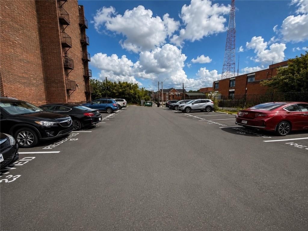 2933 Baltimore Avenue — photo 25