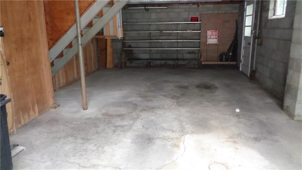 305 S Mitchell Street — photo 10