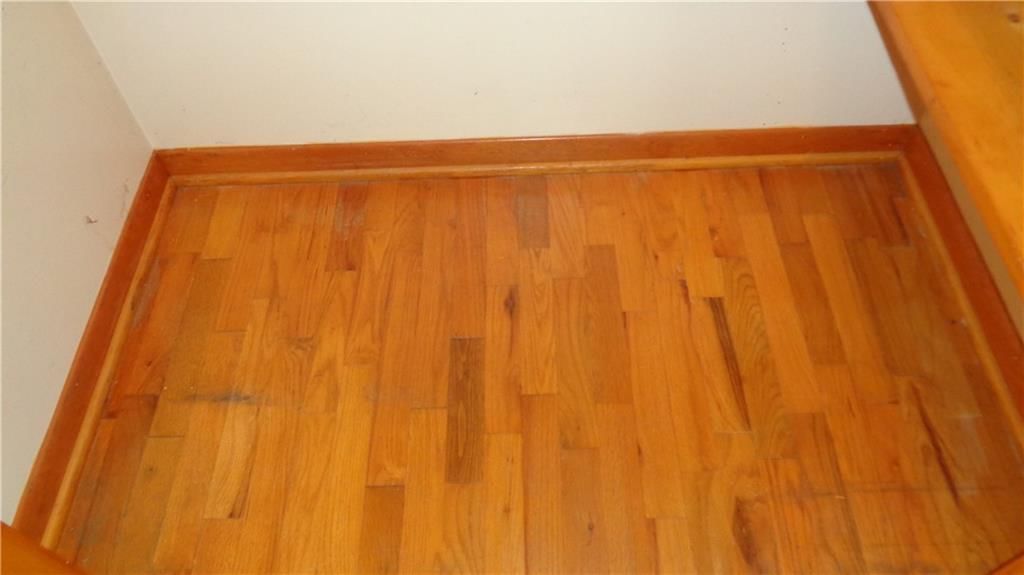 305 S Mitchell Street — photo 19