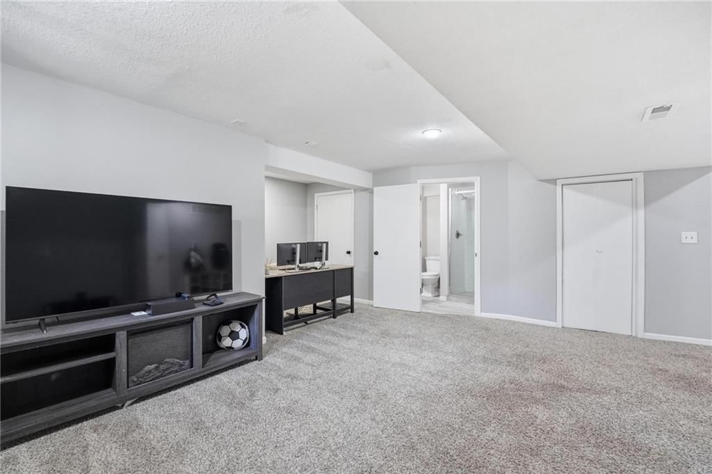 11149 Georgia Avenue — photo 31