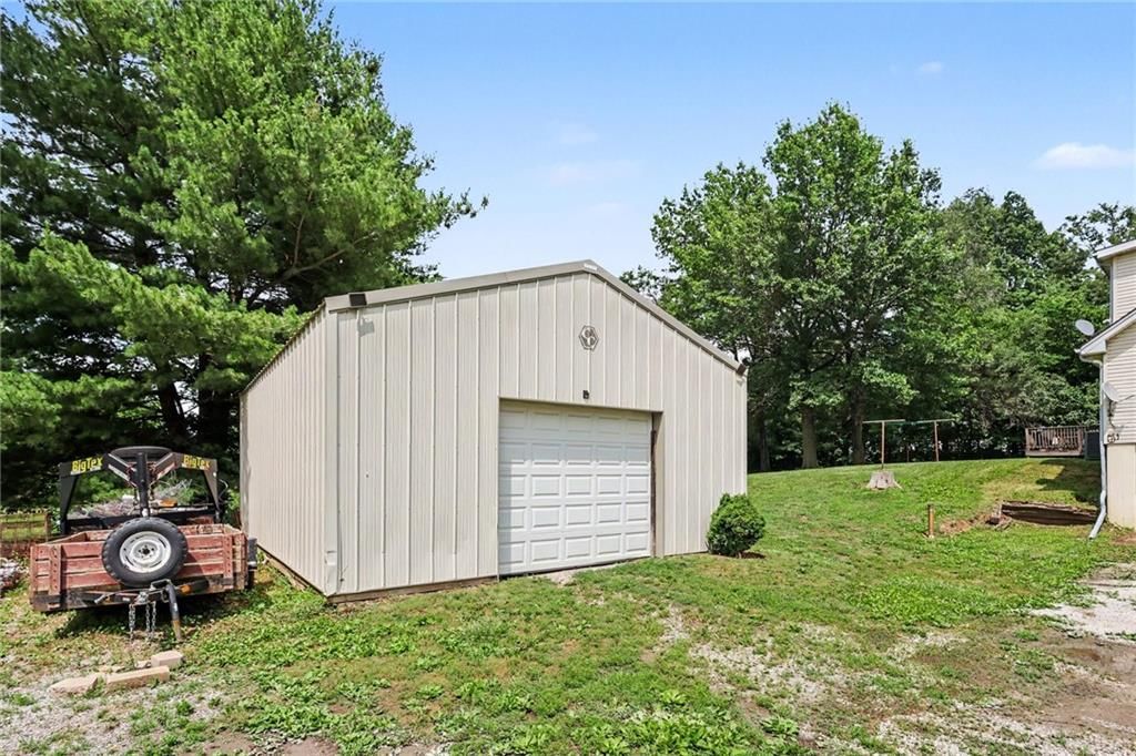 702 Howard Road — photo 21