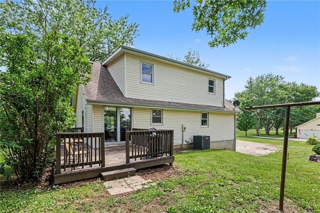 702 Howard Road — photo 23