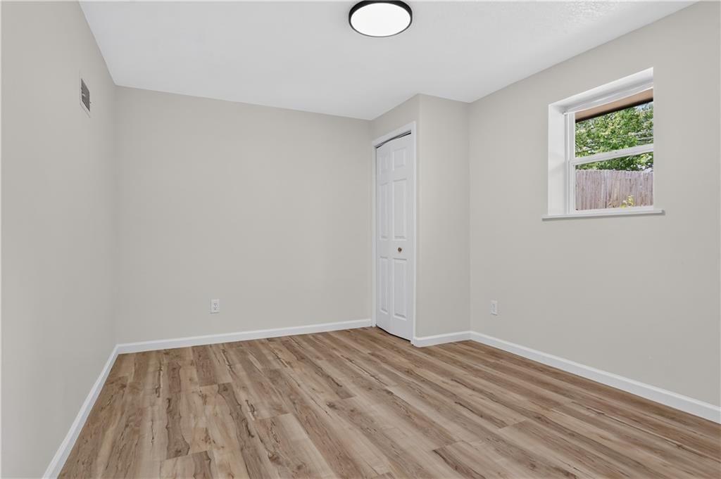 1002 E 79th Street — photo 22
