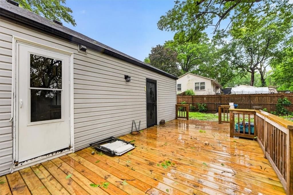 9504 Bennington Avenue — photo 36