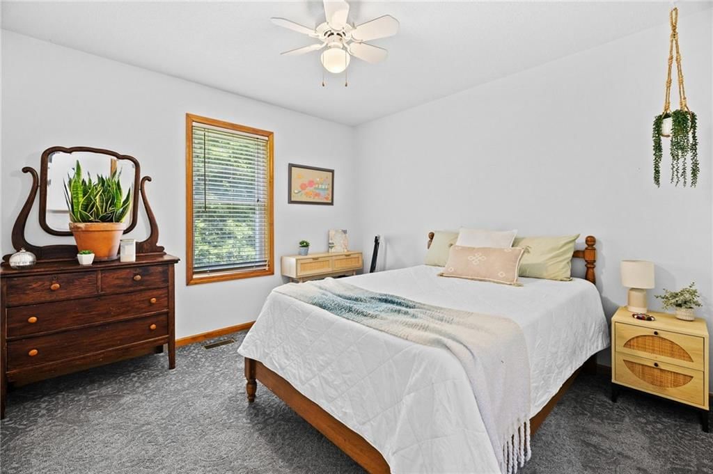 703 N Lincoln Street — photo 24