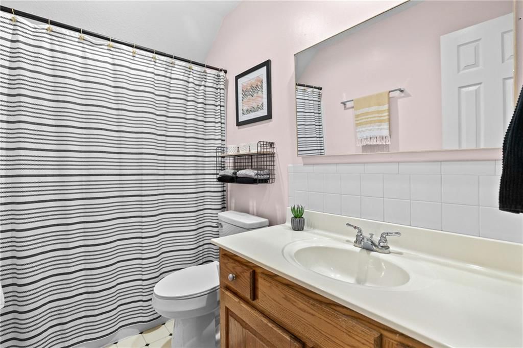 703 N Lincoln Street — photo 26