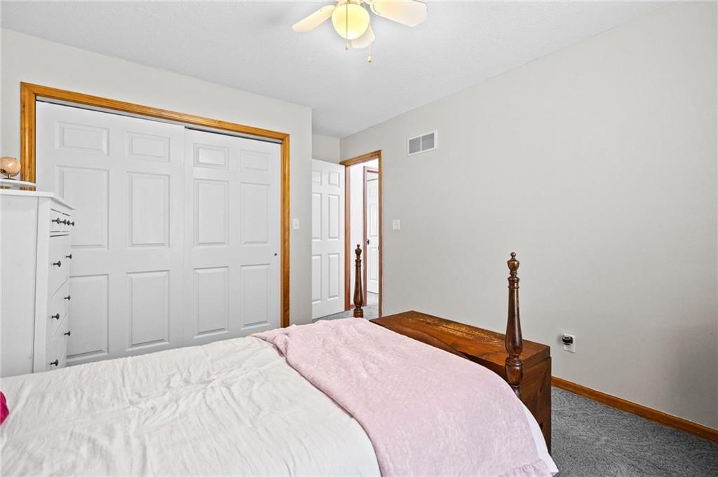 703 N Lincoln Street — photo 30