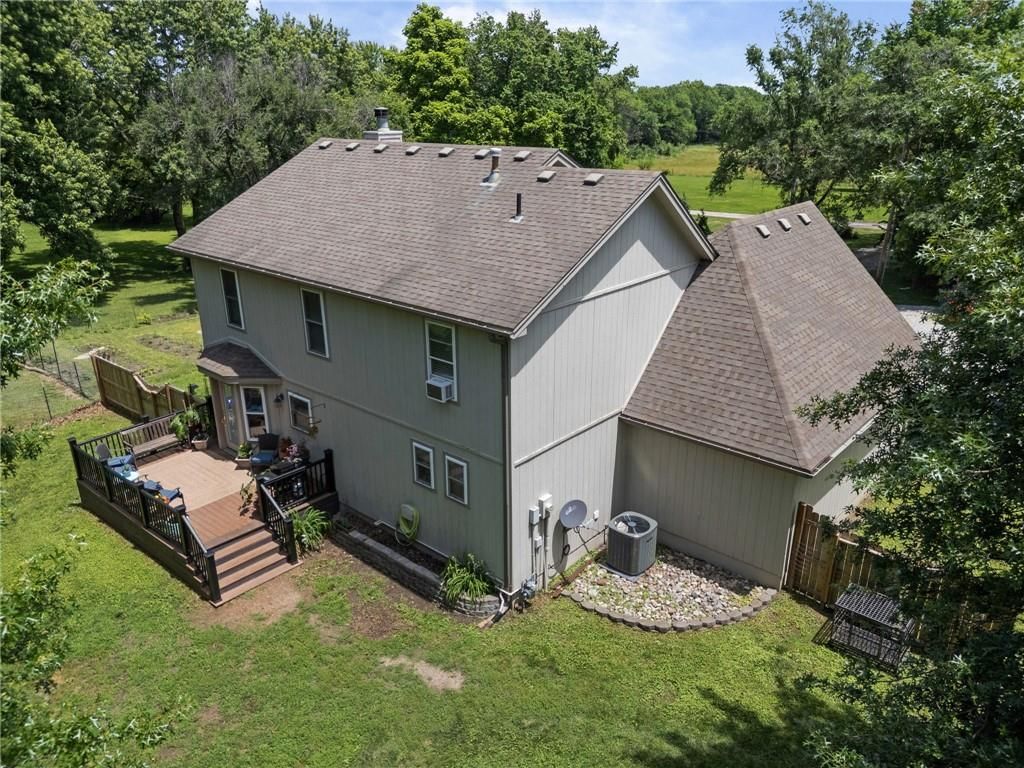 703 N Lincoln Street — photo 48