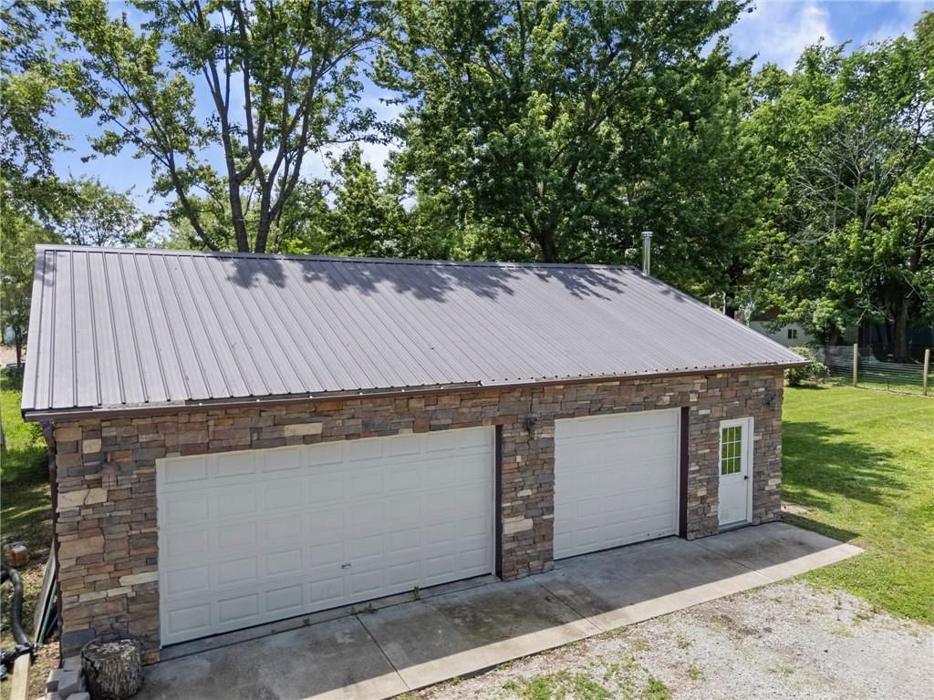 703 N Lincoln Street — photo 52