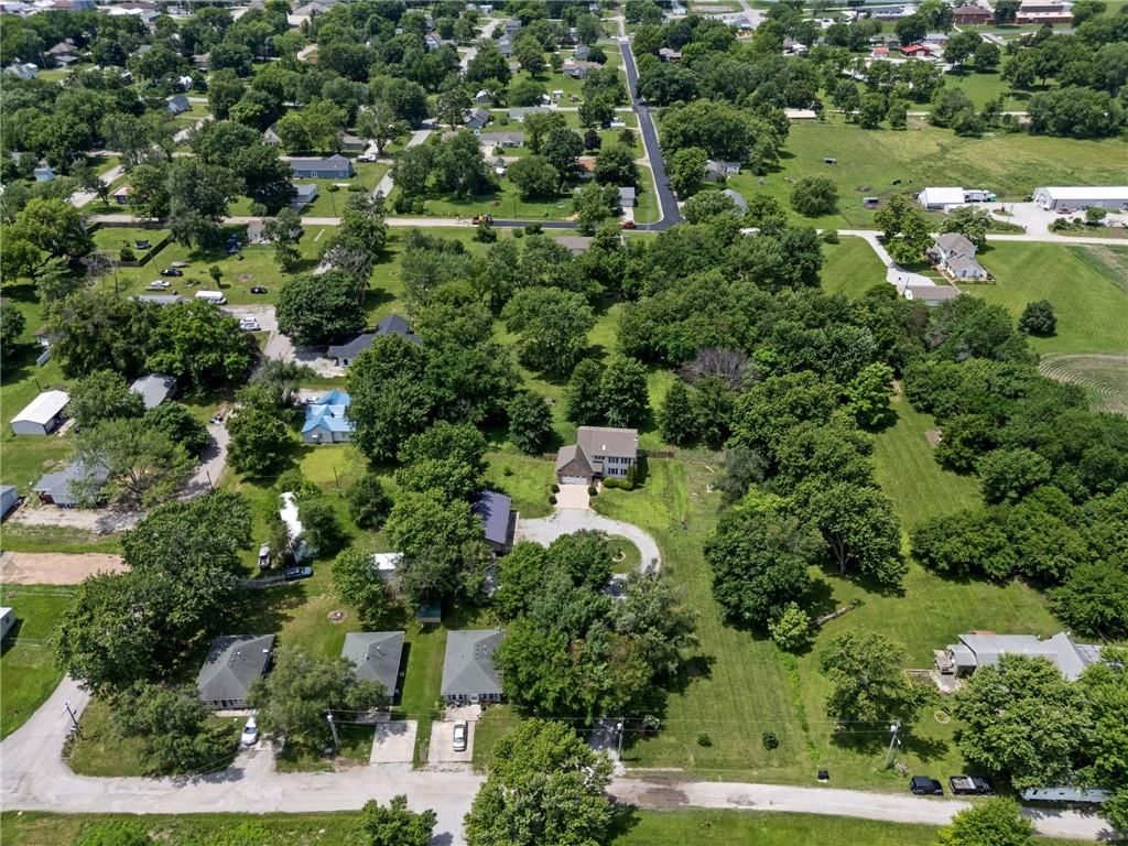 703 N Lincoln Street — photo 57