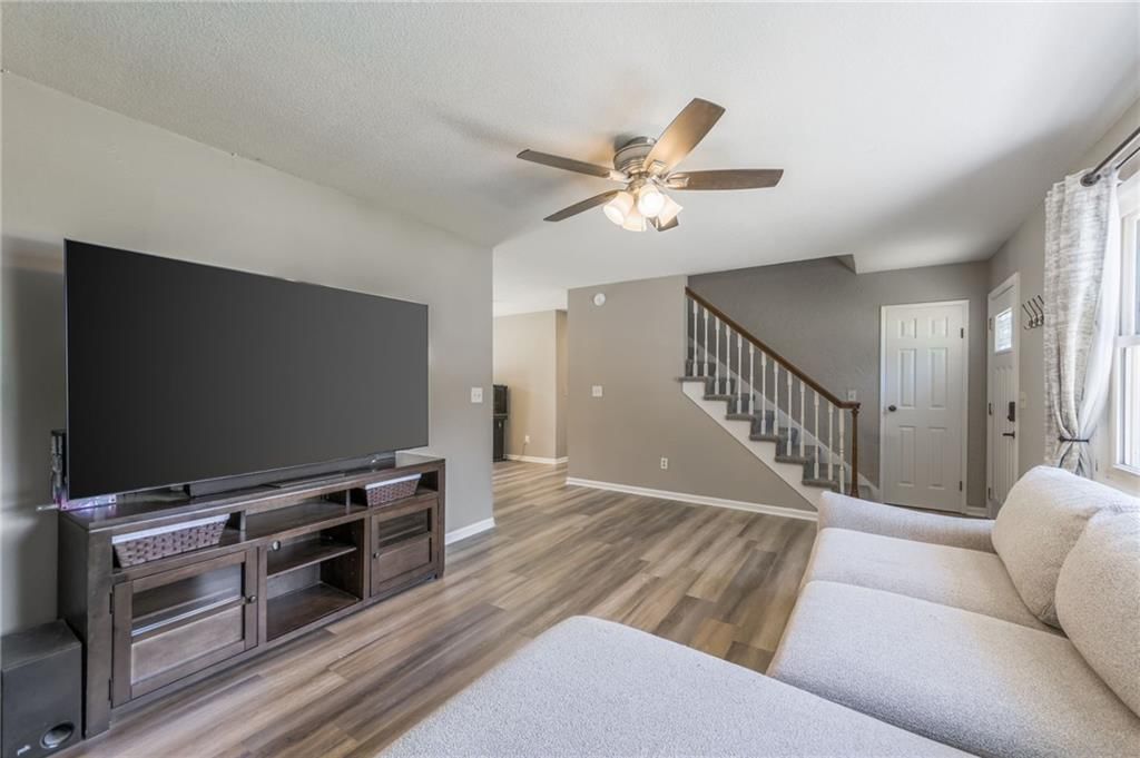 5817 N Colorado Avenue — photo 7