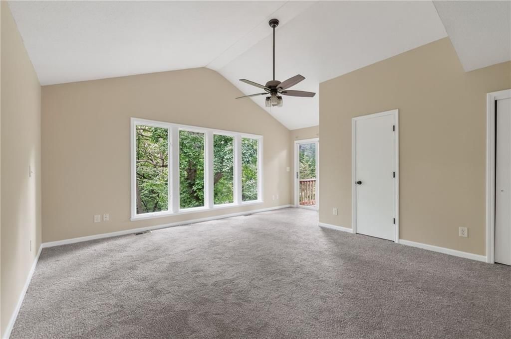 Photo 29 of 45 - 6512 NW Quail Run Drive, Kansas City, MO 64152