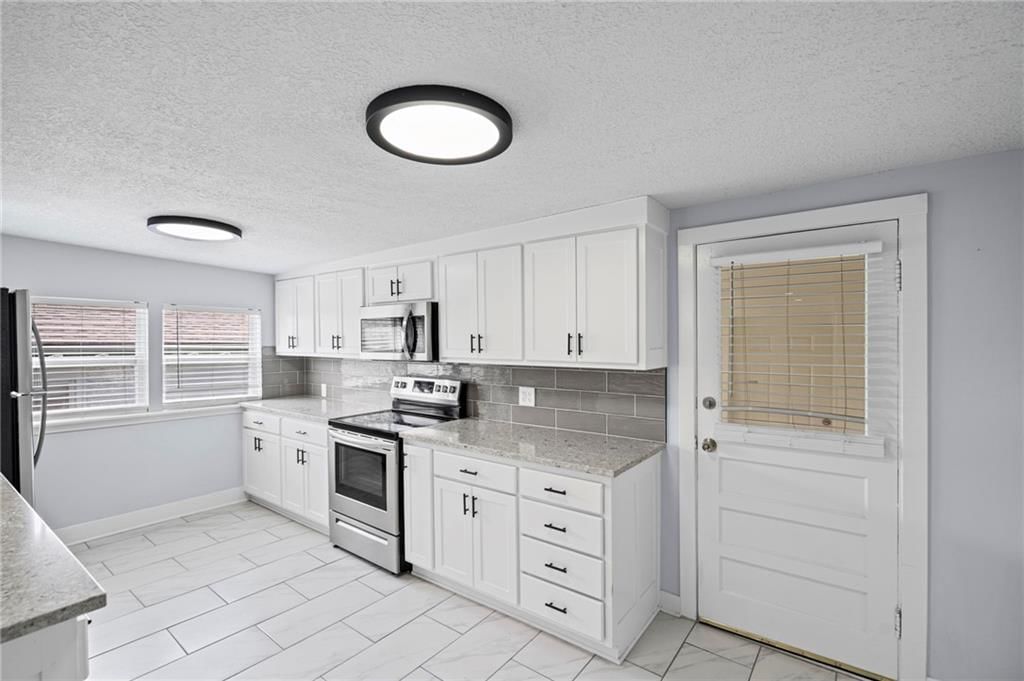 32935 W 83rd Street — photo 12