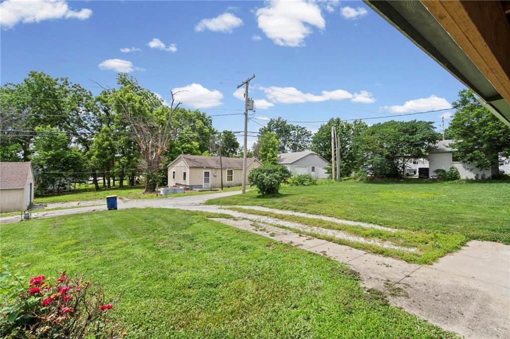 32935 W 83rd Street — photo 34