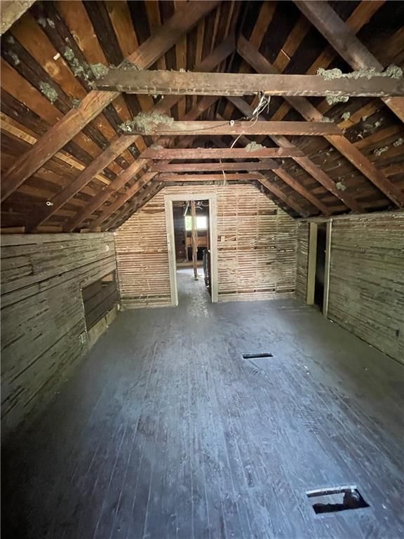 1818 S Overton Avenue — photo 26