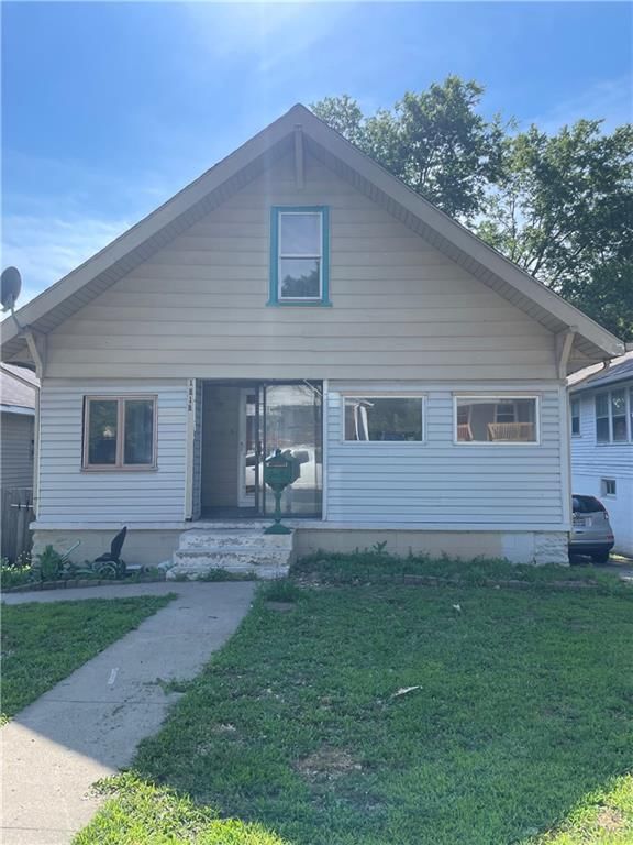 1818 S Overton Avenue — photo 32